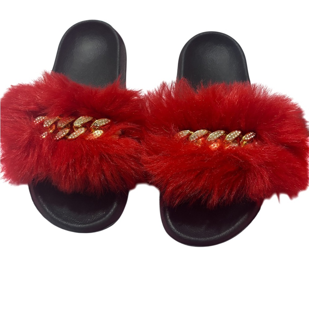 Red Furry Slides with Gold Chain